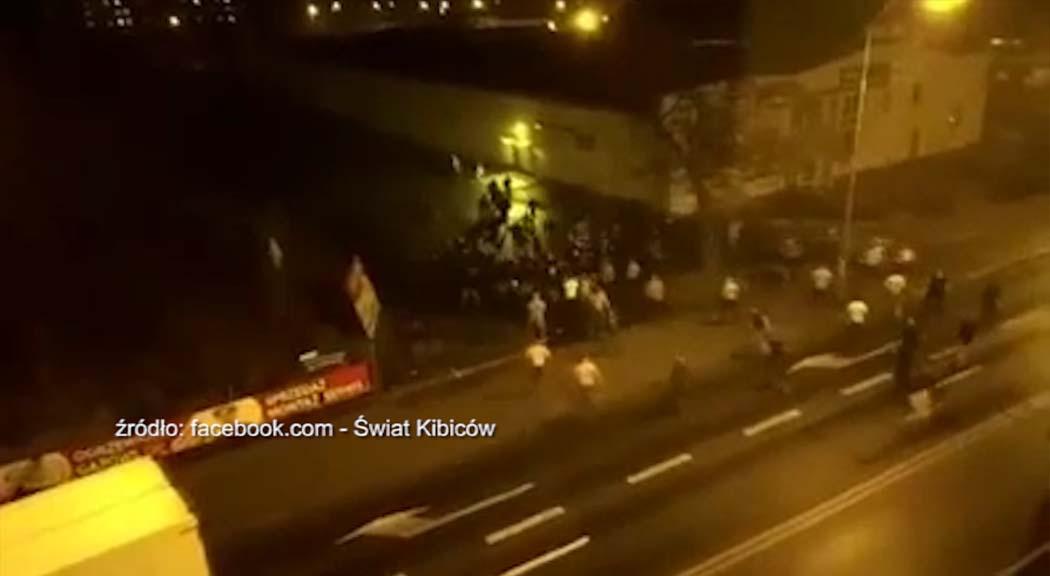 Uliczna bójka kibiców