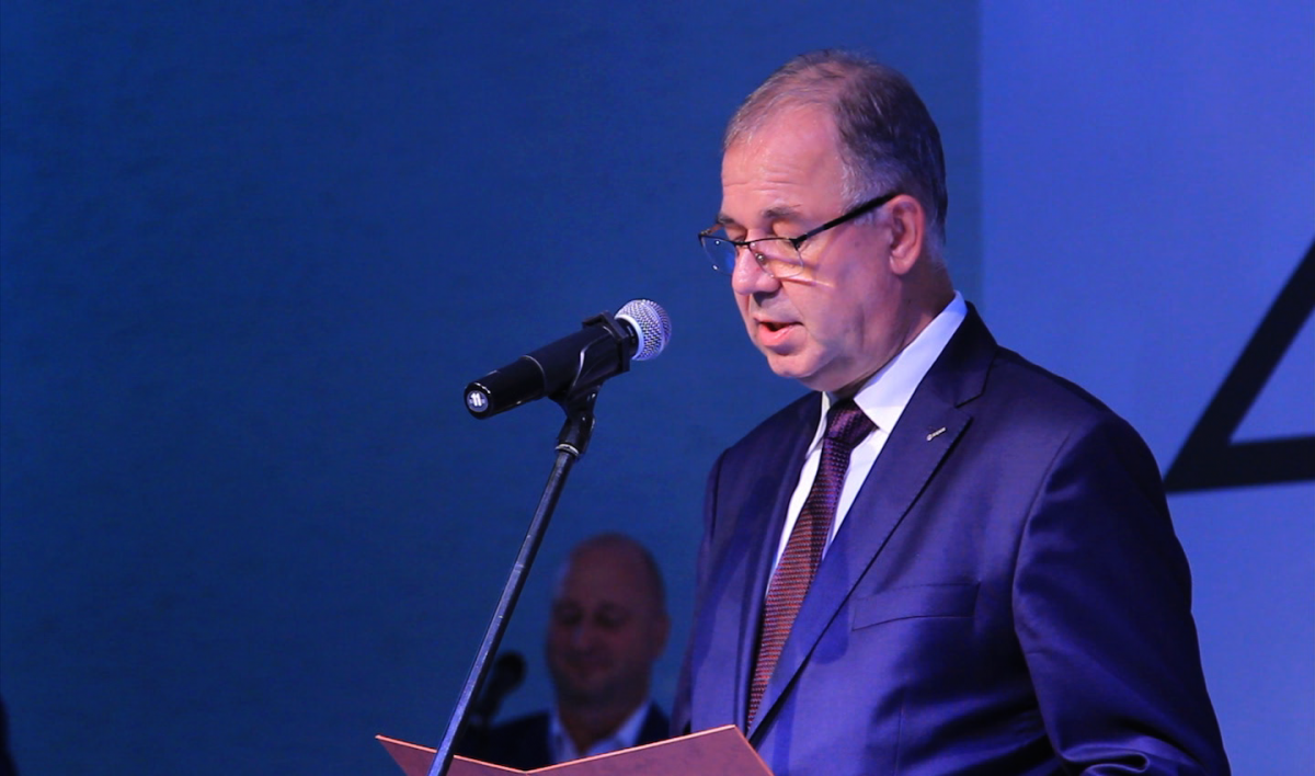 Przegląd Hutniczy - wrzesień 
