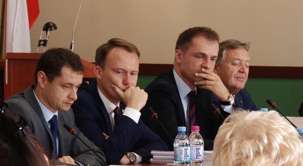 Radni poparli prezydenta w sprawie kolejnych bloków na Piekarach