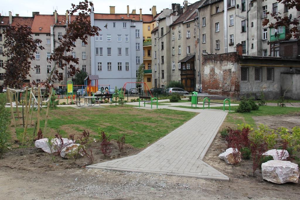 Dzieci bezpieczne i szczęśliwe