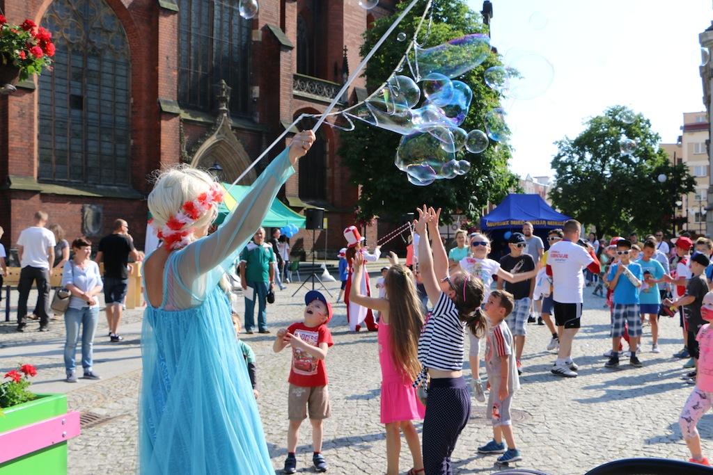 Tłumy w strefie kibica 