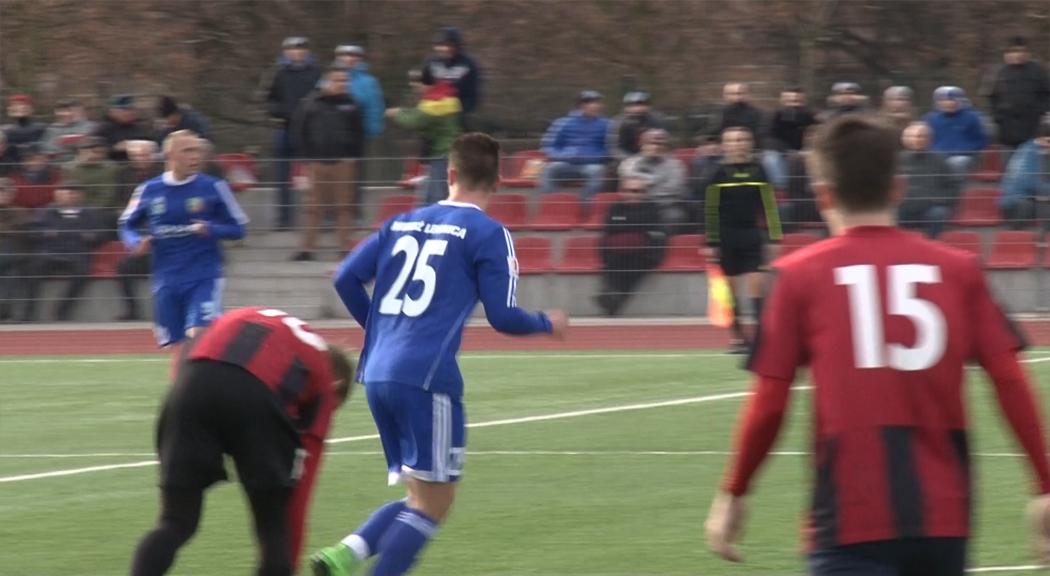 Zamkną legnicki stadion przez race?