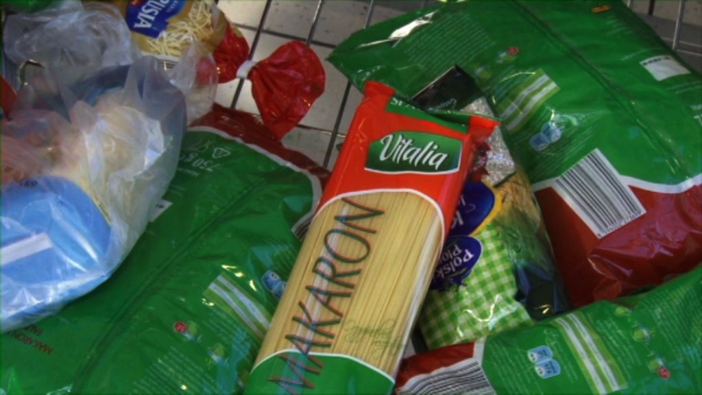 Zbierają żywność dla ubogich