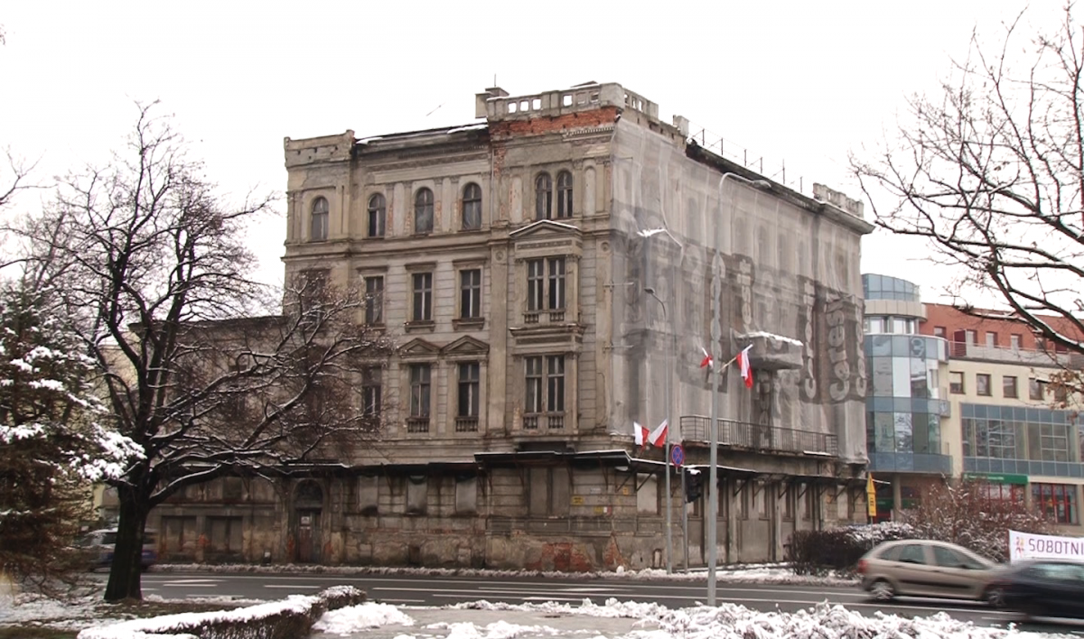 Legnickie ruiny - czy nowe inwestycje? Centrum Legnicy straszy zdewastowanymi budynkami.