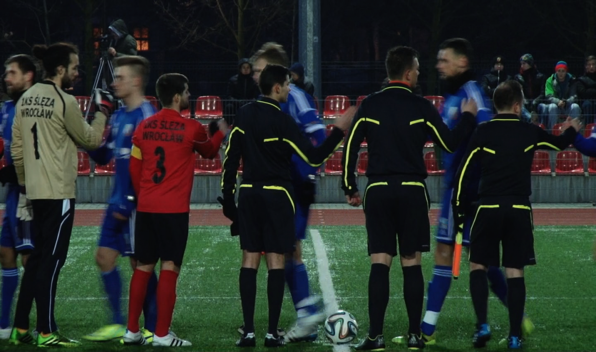Jak zostać piłkarskim sędzią?
