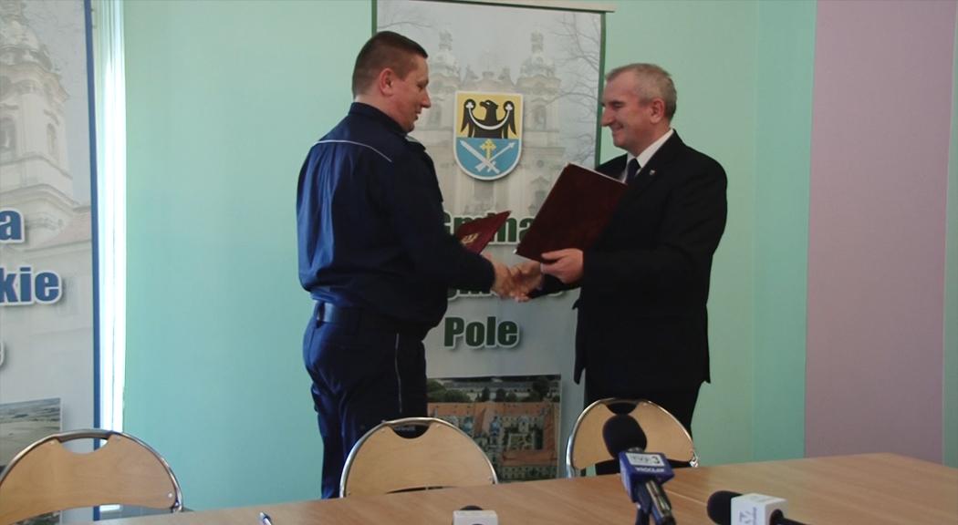 Policjanci będą dorabiać, w swoim czasie wolnym, w Legnickim Polu. 