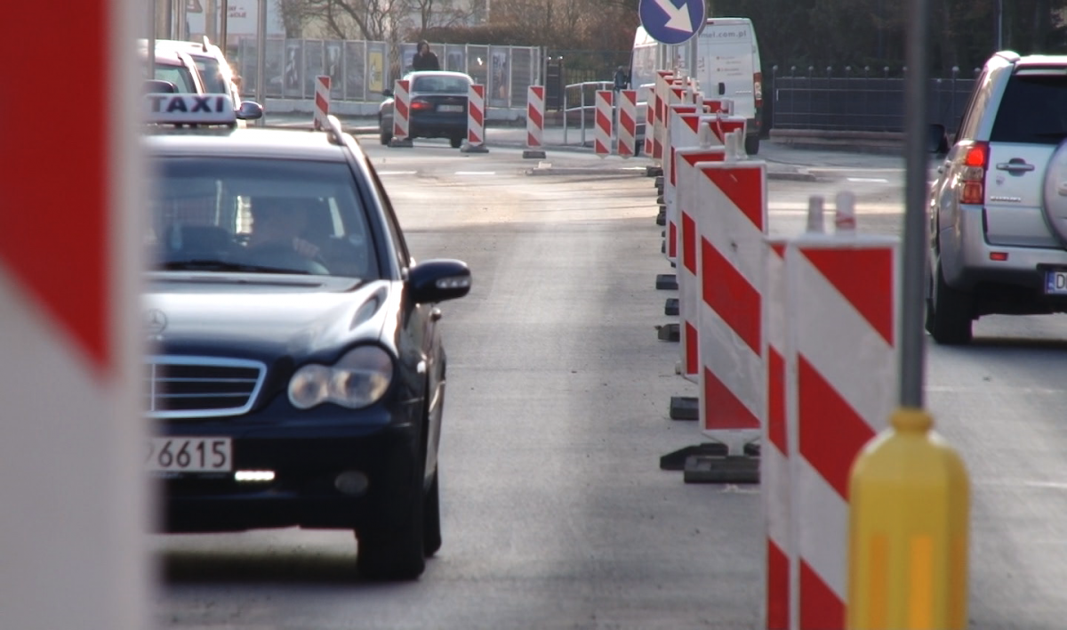 Uwaga awaria sieci kanalizacji sanitarnej! Zamknięcie ruchu na części Jaworzyńskiej
