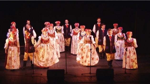 W rytm folkloru