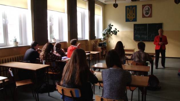 Uczniowie ukraińskiego liceum chcą do Unii Europejskiej