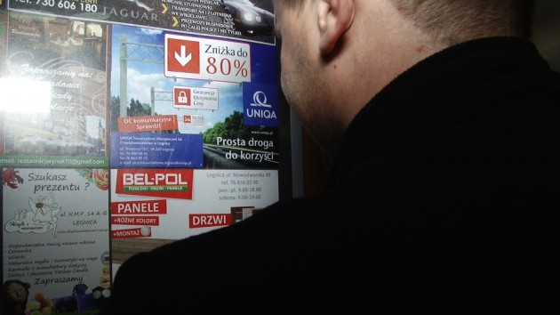 Spółdzielnie zarabiają na reklamach w windach