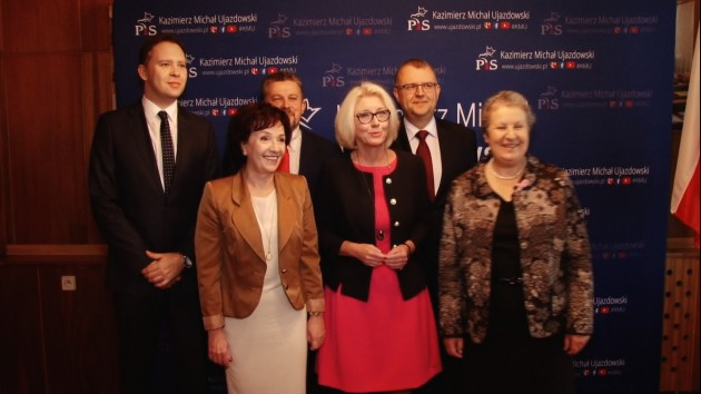 Najazd polityków PiS-u na Legnicę. Otworzyli biuro 