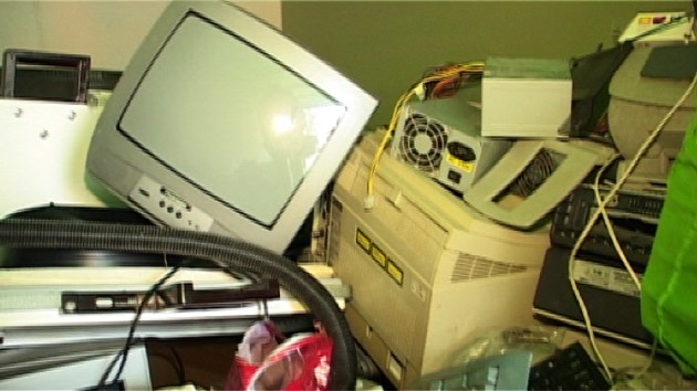 Przynieś elektrośmieci do SP 4 