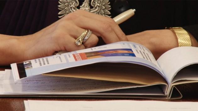 Krzakowski w sądzie wygrał z Głombem. Za facebookowe MEMy