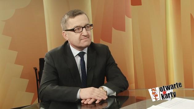 W otwarte karty o źródle zła i sojuszu z PiS  