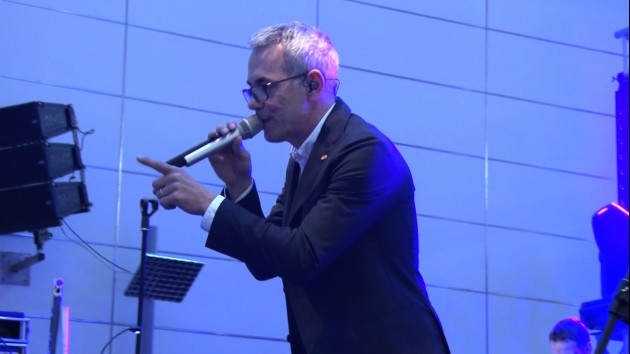 Robert Janowski na Dzień Kobiet