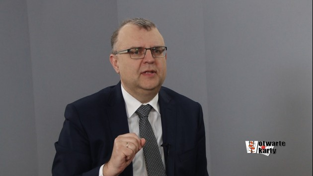 W "Otwarte Karty" z europosłem Ujazdowskim
