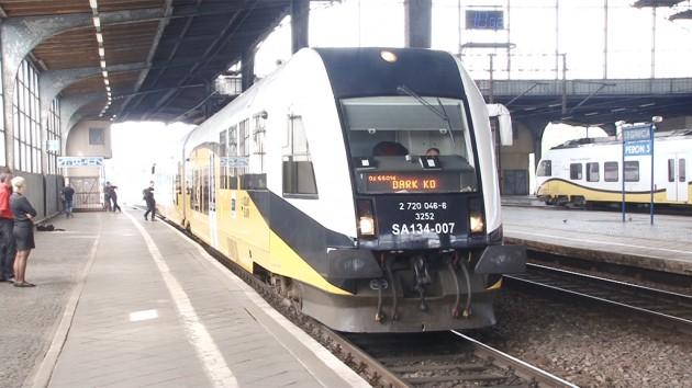 Dark pociąg wjechał do Legnicy 