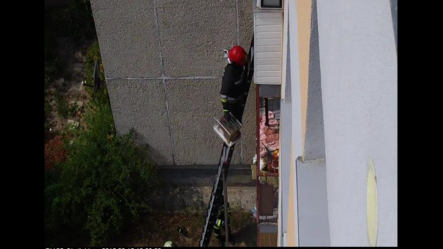 Zamknął psa na balkonie 