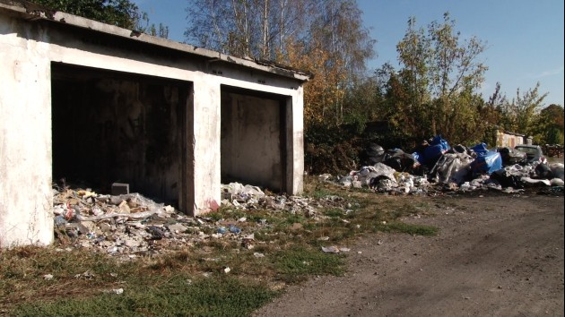 Śmiecą, podpalają i nic sobie z tego nie robią 