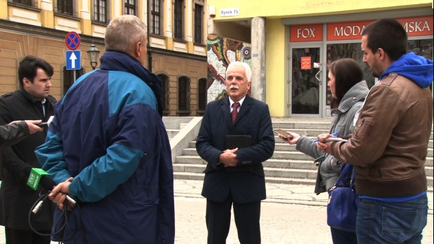  Huskowski o Schetynie i pomieszkiwaniu w Legnicy 