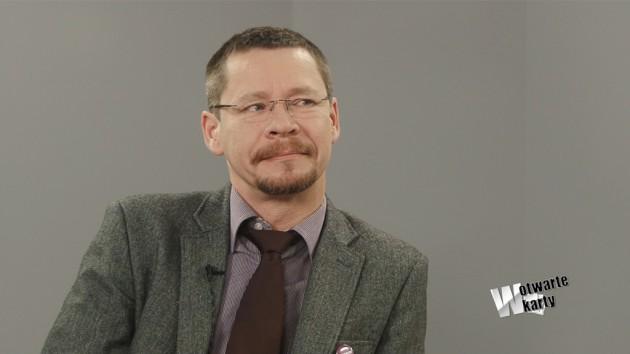 W otwarte karty o pieniądzach partii Razem 