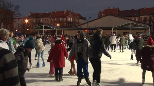 Lodowa tafla dostępna dla legniczan