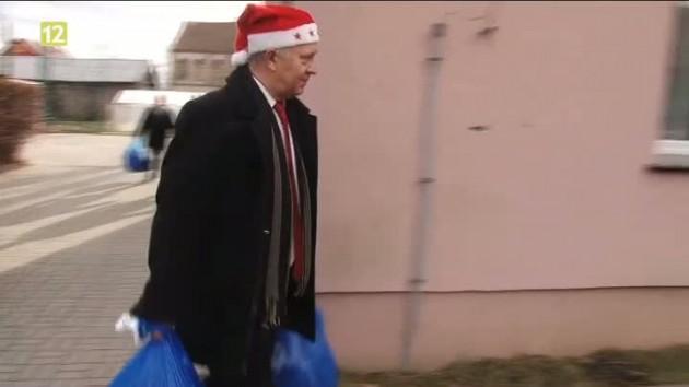 Nie jesteś sam - Mikołaj w domach dziecka
