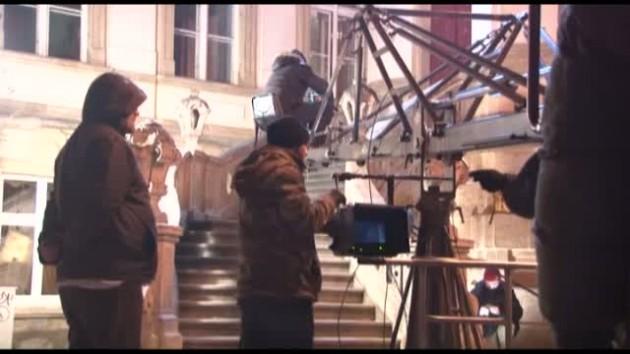 Filmowe zakończenie teatralnej sztuki   