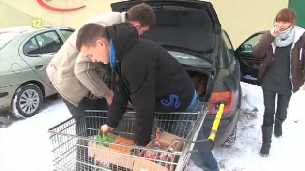 Kwadrans Akademicki: Studenci z paczkami w Domu Dziecka 