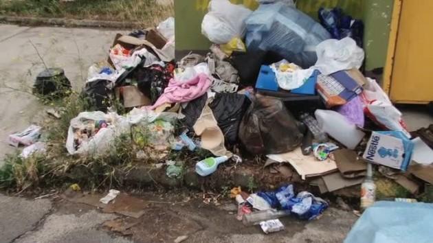 Dzikie wysypisko na Koperniku