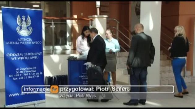 Działki sprzedane budynki pójdą pod młotek 