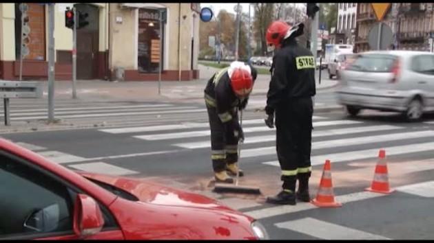 Plamy oleju na Wrocławskiej 