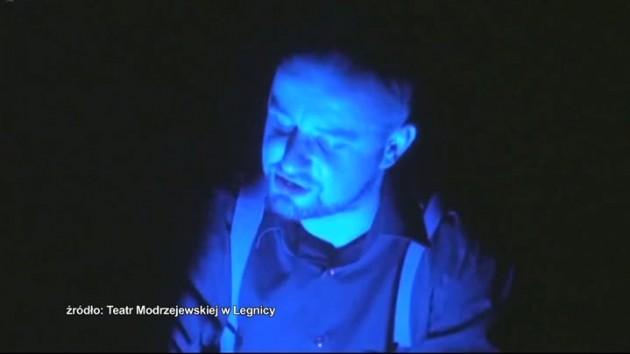 Patryk K. w czwartkowy wieczór w legnickim Teatrze   