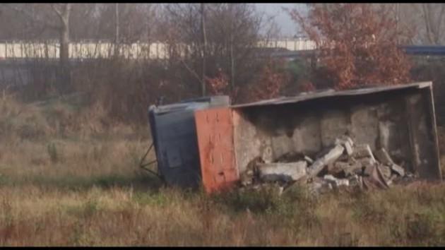Uwaga kierowcy! Czołowe zderzenie na Pątnowskiej 