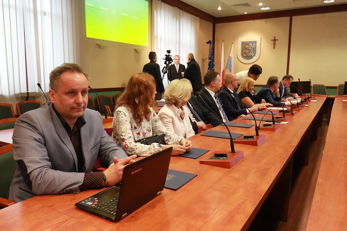 Sprawdzamy finanse miejskich radnych [CZĘŚĆ 1]