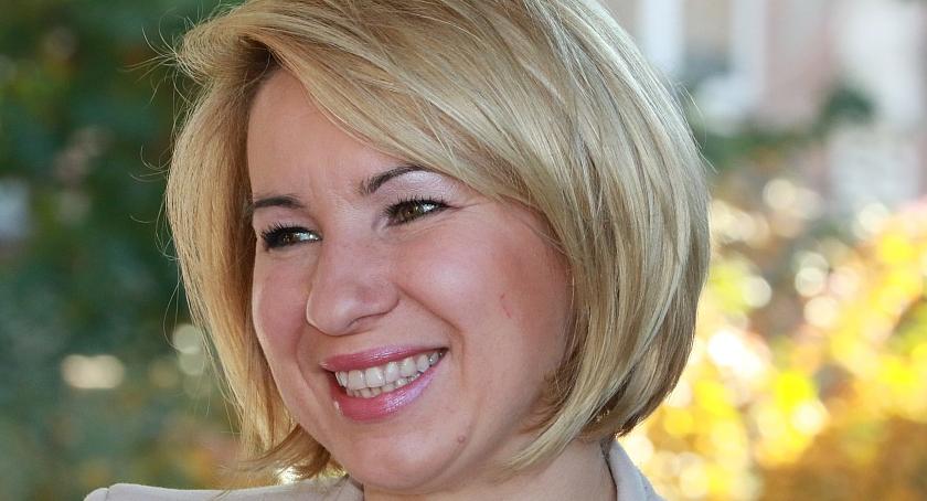 Legnicka posłanka wbiła na Twitterze szpilkę Robertowi Biedroniowi