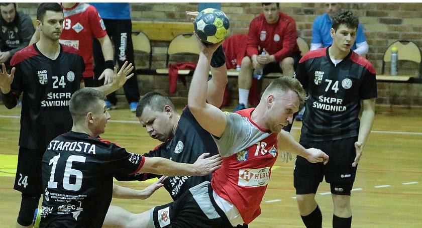 Derby bez historii. Siódemka Miedź nie miała problemów z ŚKPR-em