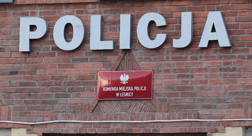 Bandyci, którzy napadli na bank, wciąż na wolności