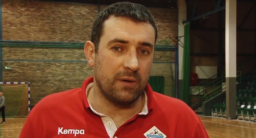 Trener piłkarzy ręcznych Siódemki Miedź po wygranych derbach z Forzą
