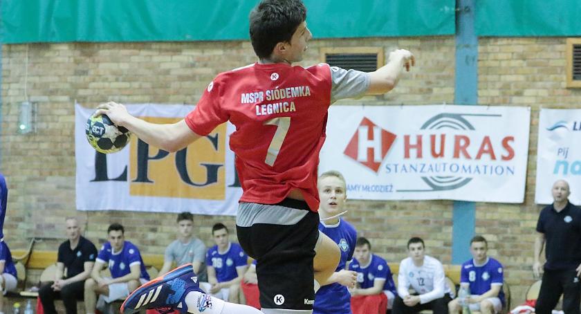 Porażka juniorów Siódemki. W niedzielę mecz o awans z Vive Kielce