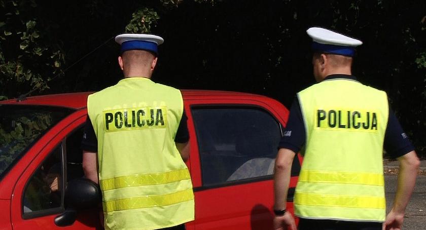 Uwaga kierowcy! Policjanci zwracają uwagę na zapięte pasy