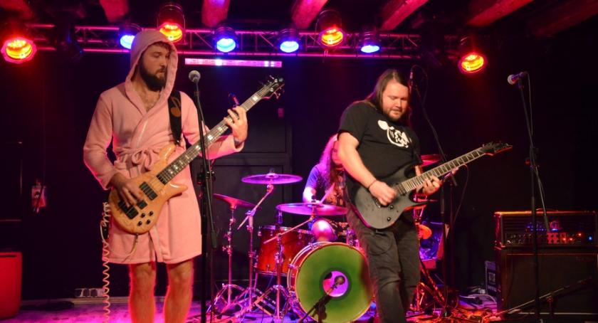 Woodstockowa gwiazda grała w Legnicy do pustej sali 