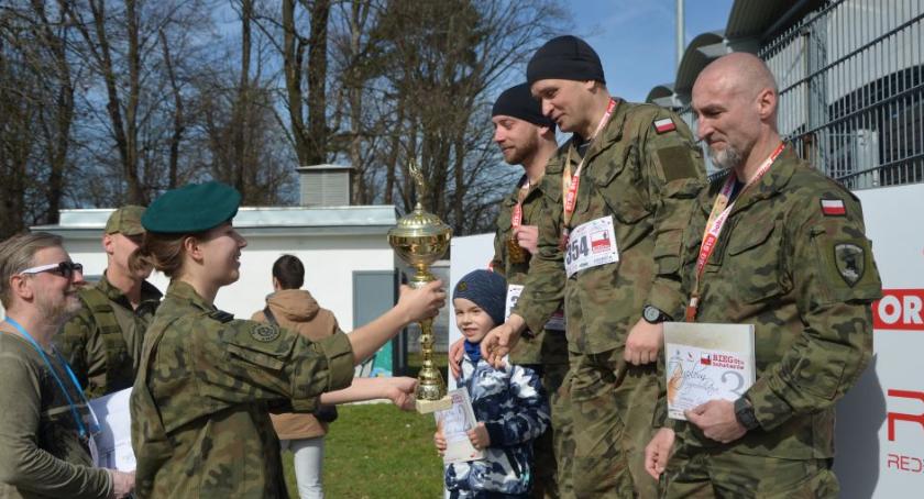 Bieg Stu Bohaterów w Legnicy. Nasza fotorelacja