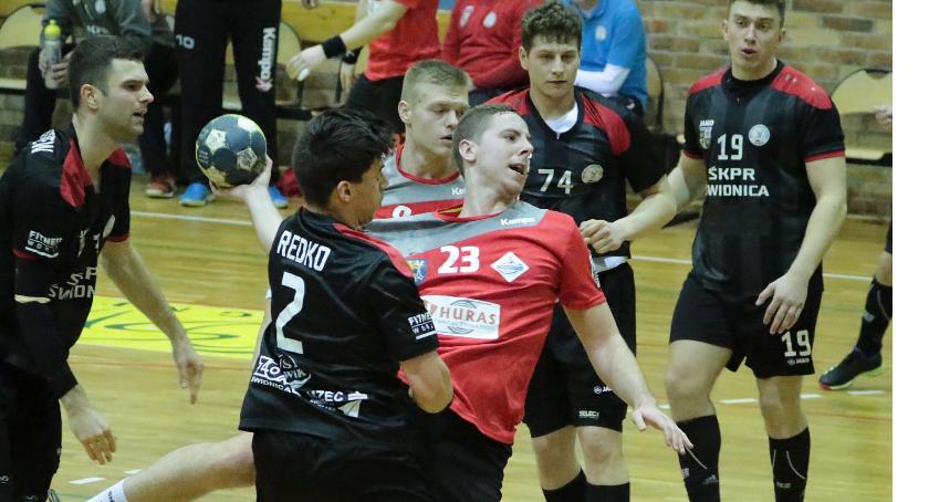 Piłkarze ręczni Siódemki Miedź atakują fotel lidera 1. ligi