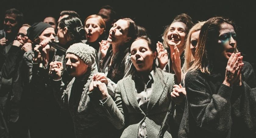 O legnickich „Wyzwoleniach” i teatrze na popremierowym spotkaniu