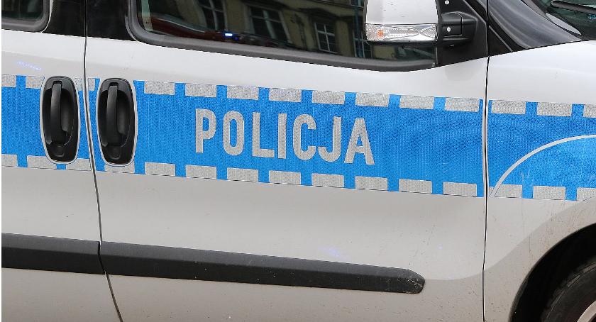 Narkotykowy diler z Chojnowa zatrzymany przez policję na podwórku