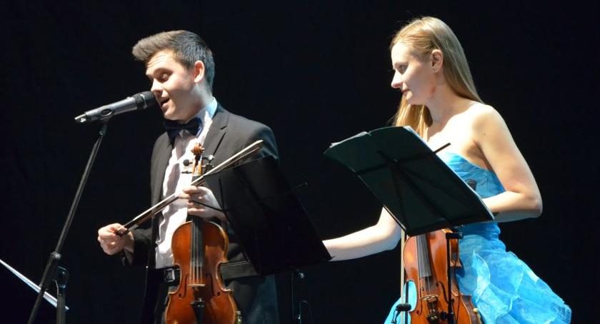 Noworoczny koncert w stylu wiedeńskim w legnickiej akademii 