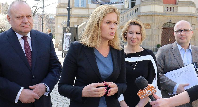 Koalicja Obywatelska ruszyła z eurokampanią w Legnicy