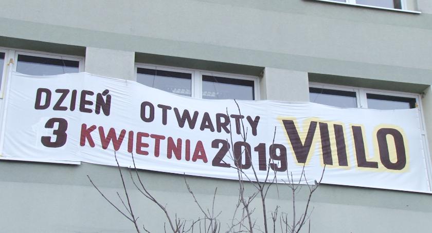 Niebezpieczne zawody mundurowe w VII LO – młodzi wybierają 