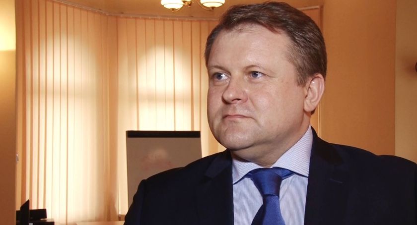 Miejski Rzecznik Konsumentów idzie z batem na naciągaczy w powiat